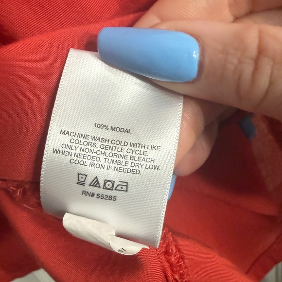 Red Button-Front Shirt - Express - Picture 4 of 5